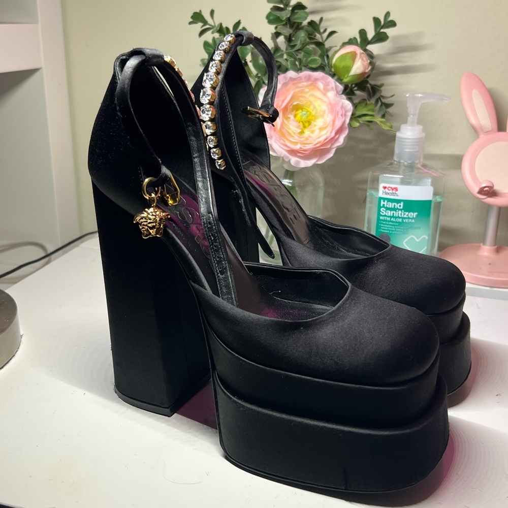 Versace Black Platform Heels - Picture 4 of 8